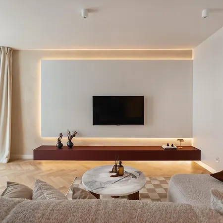 Chmielna Duo Center & Parking By Downtown *